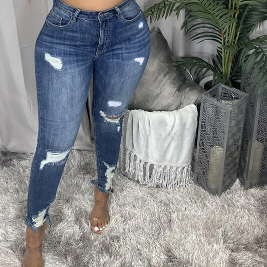 Remi Ripped Jeans