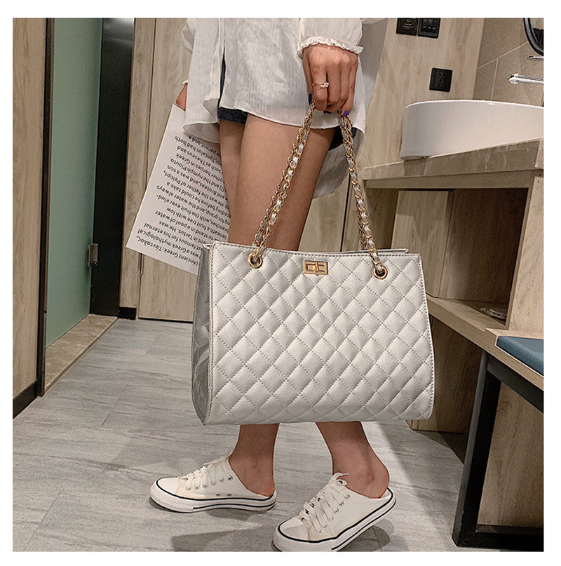 Karl Lagerfeld sequin-embellished crossbody bag | Second Hand Balenciaga  Bazar shopper Bags | FonjepShops